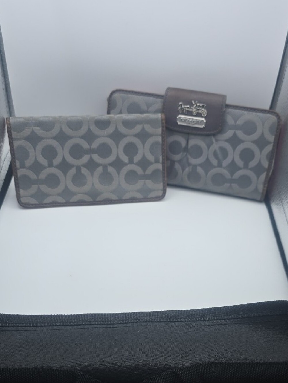 Coach Gray/Pink Signature Horse/Carriage Long Wallet W Checkbook  (GOOD/FAIR)💕